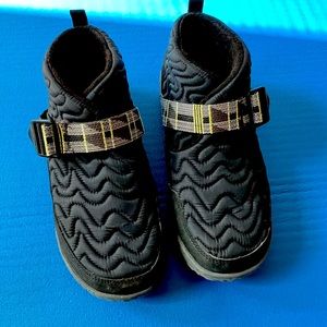 Chaco Ramble Puff Boots